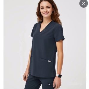 Figs dark harbor Casma scrub top